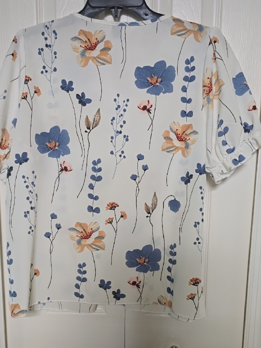 SHEIN White Floral Lace-Trim V-Neck Blouse with Blue and Peach Accents (NWOT) - Picture 5 of 7